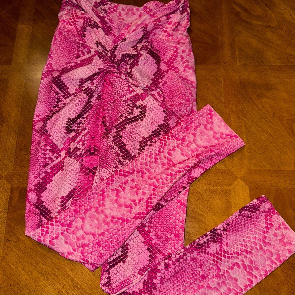 LICIFIT Pink Snake Print Leggings